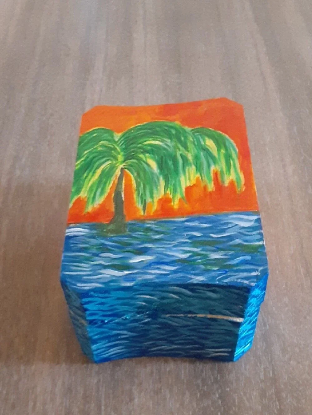 Hand-Painted Wooden Trinket Box - weeping willow - Picture 4 of 10